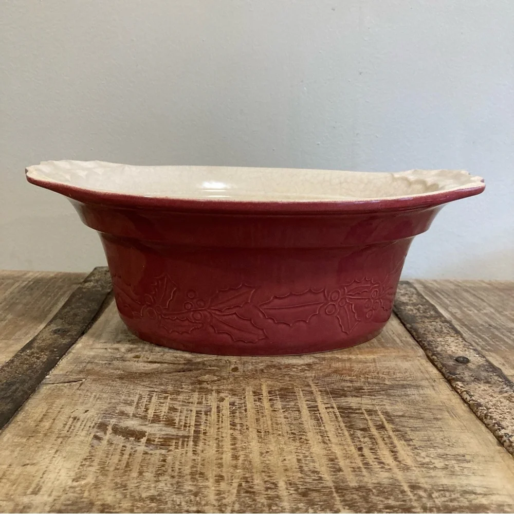 Vintage France Appolia Covered Casserole Dish Red Holly Berry Christmas Fall